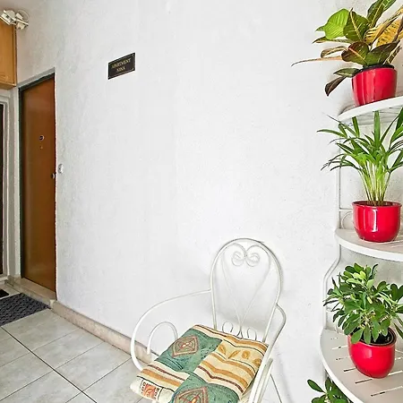 Nina Apartman Split